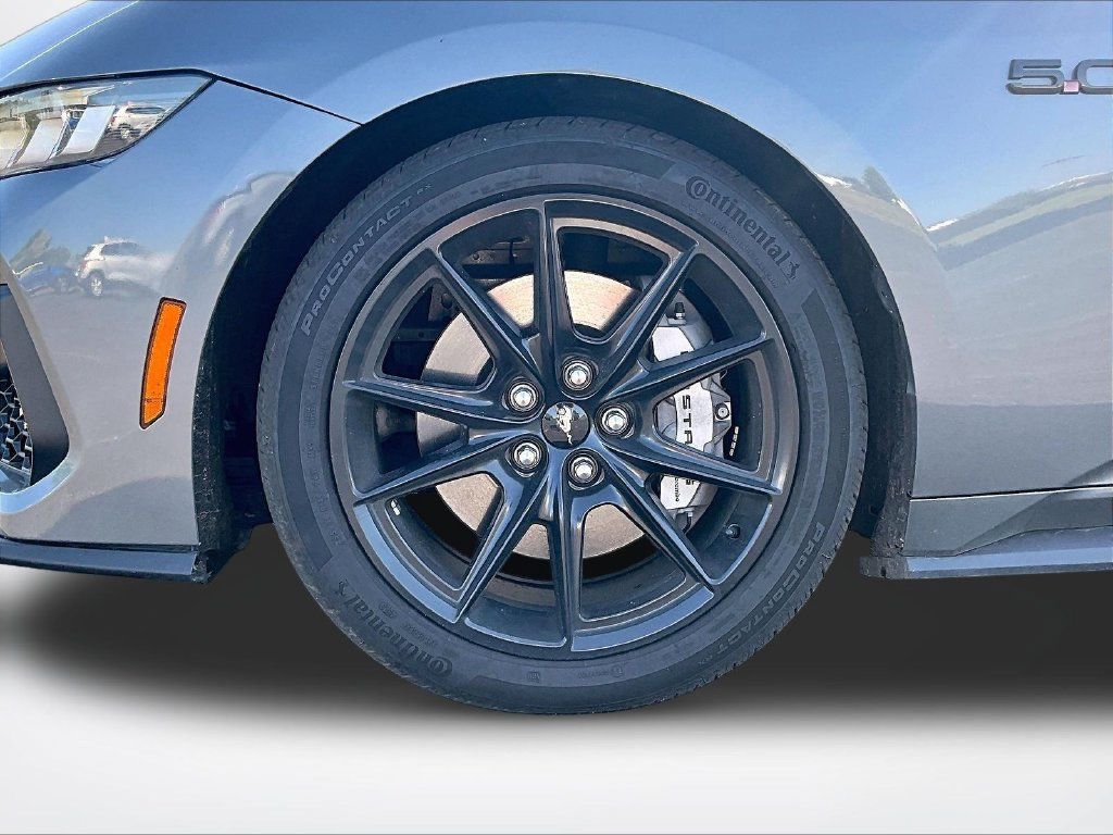 Used 2024 Ford Mustang GT Premium RWD image 9