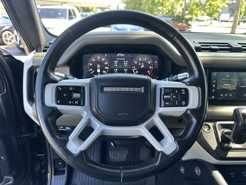 Used 2020 Land Rover Defender 110 HSE AWD/4WD image 14