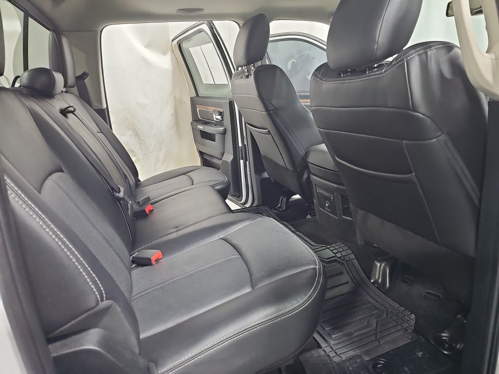 Used 2017 RAM 1500 Laramie w/ Convenience Group AWD/4WD image 11