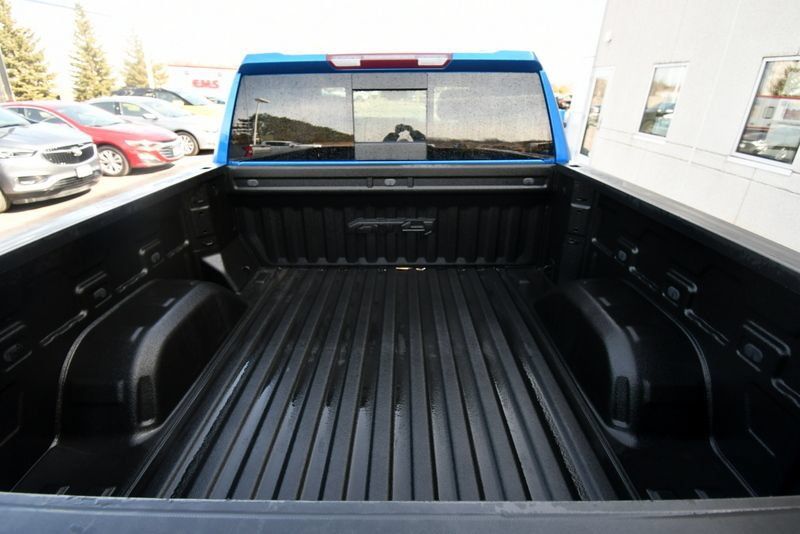 Used 2024 GMC Sierra 1500 AT4 w/ AT4 Preferred Package AWD/4WD image 7