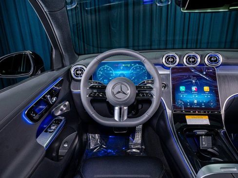 New 2026 Mercedes-Benz GLC 300 image 14