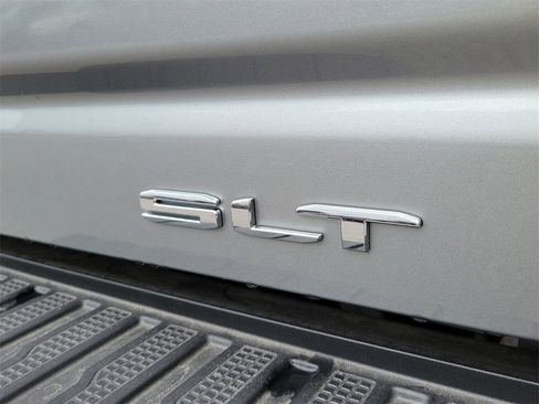 New 2025 GMC Sierra 3500 SLT w/ SLT Premium Package image 13