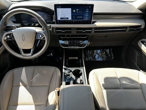 Certified 2024 Lincoln Corsair AWD w/ Equipment Group 101A image 15