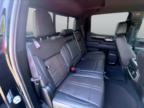 Used 2023 Chevrolet Silverado 1500 High Country RWD image 19