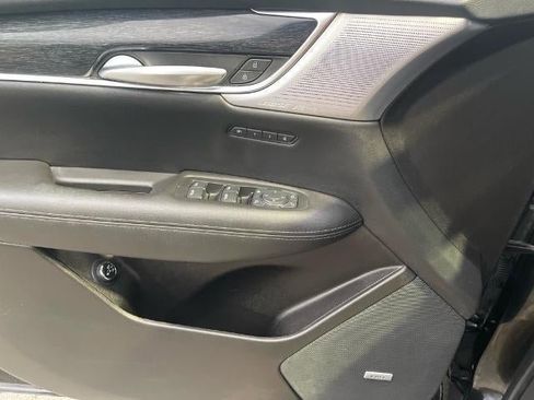 Used 2023 Cadillac XT5 Premium Luxury image 18