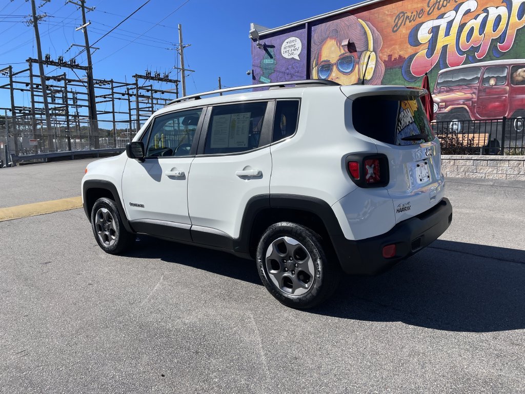 Used 2018 Jeep Renegade Sport w/ Power & Air Group AWD/4WD image 3