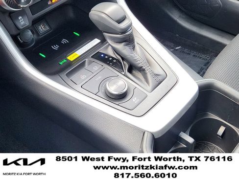 Used 2025 Toyota RAV4 LE AWD/4WD image 19