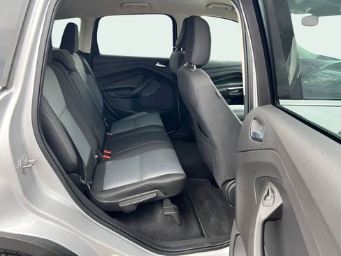 Used 2018 Ford Escape SE image 14