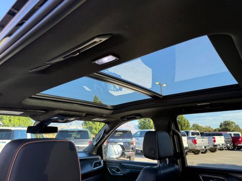 Used 2021 GMC Yukon XL AT4 w/ Technology Package image 50