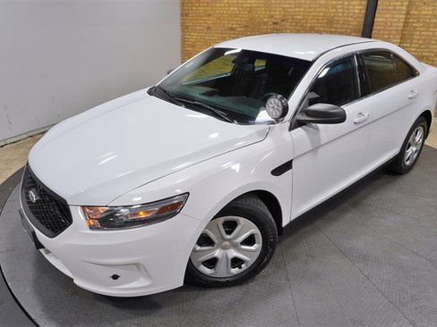 Used 2016 Ford Taurus Police Interceptor FWD image 2