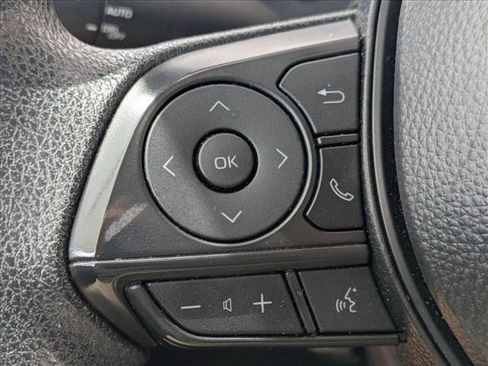 Used 2025 Toyota Corolla LE FWD image 16