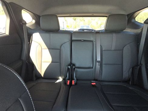 Used 2023 Chevrolet Blazer LT w/ Sound & Technology Package FWD image 25