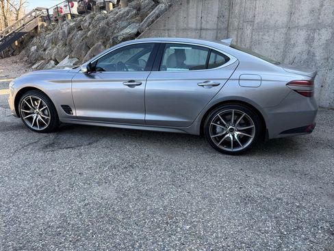 Used 2026 Genesis G70 2.5T AWD/4WD image 3