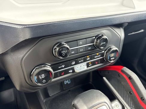 Certified 2023 Ford Bronco Heritage Edition image 31