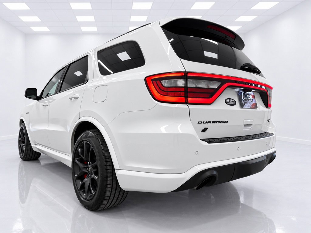 Used 2023 Dodge Durango R/T w/ Tow 'N Go Package AWD/4WD image 9
