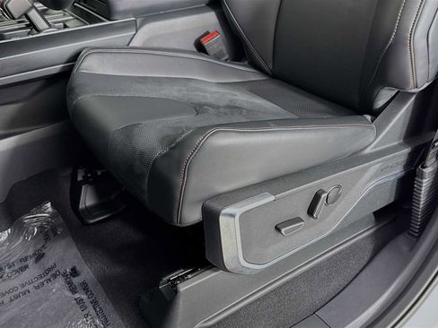 Used 2024 Ford F150 Raptor AWD/4WD image 13