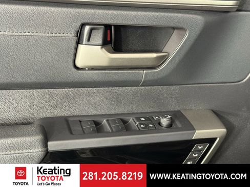 Used 2023 Toyota Tundra Limited image 11
