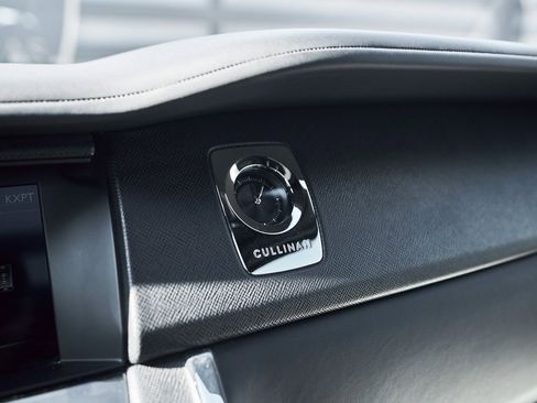Used 2019 Rolls-Royce Cullinan image 78