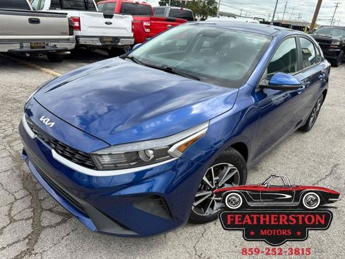 Used 2023 Kia Forte LXS w/ LXS Technology Package FWD image 1