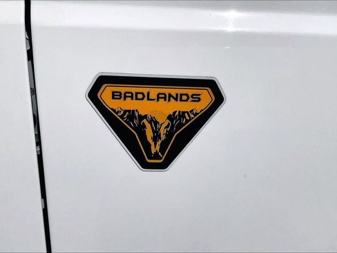 Used 2021 Ford Bronco Badlands AWD/4WD image 8
