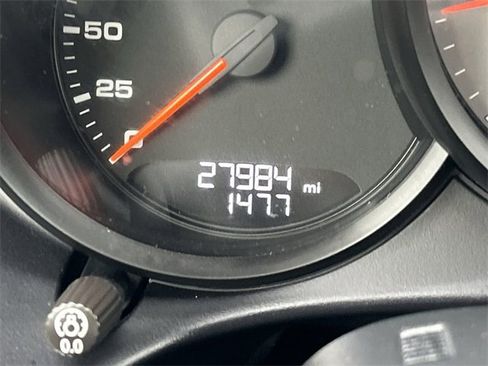 Used 2022 Porsche 718 Cayman S image 28