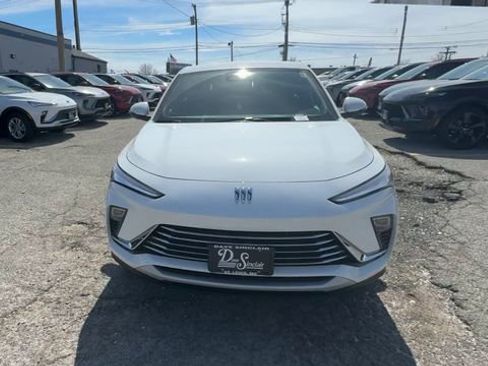 New 2026 Buick Envista Preferred w/ Convenience I Package image 3