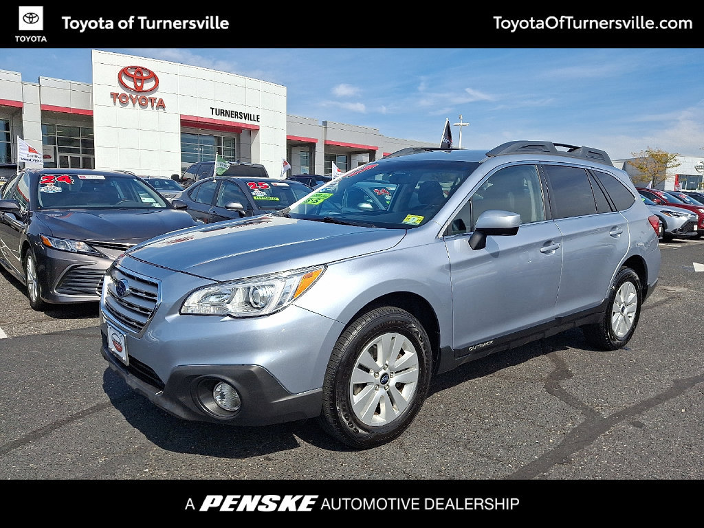 Used 2017 Subaru Outback 2.5i Premium AWD/4WD image 1