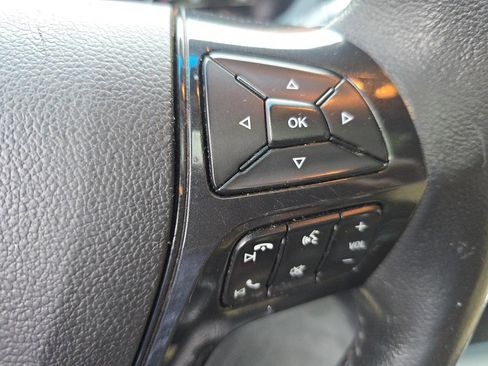 Used 2016 Ford Explorer XLT w/ Equipment Group 202A AWD/4WD image 27