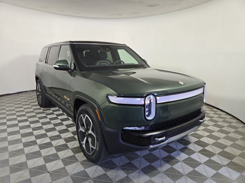 Used 2024 Rivian R1S Adventure Quad AWD/4WD image 7