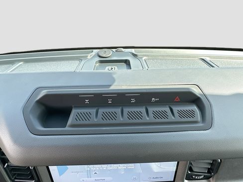 New 2026 Ford Bronco Badlands AWD/4WD image 23