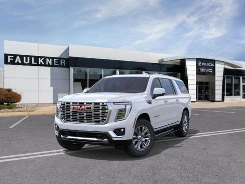 New 2026 GMC Yukon XL Denali image 8