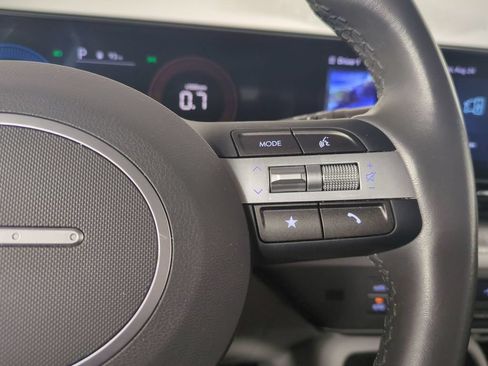Used 2025 Hyundai Kona SEL FWD image 31