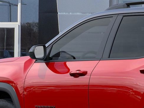 New 2026 GMC Terrain Elevation w/ Elevation Premium Package image 12