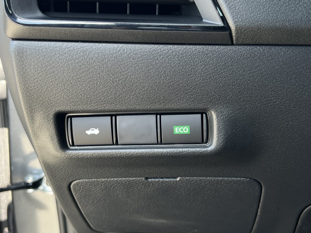 New 2027 Nissan Sentra S FWD image 12