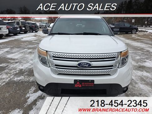 Used 2012 Ford Explorer XLT image 2