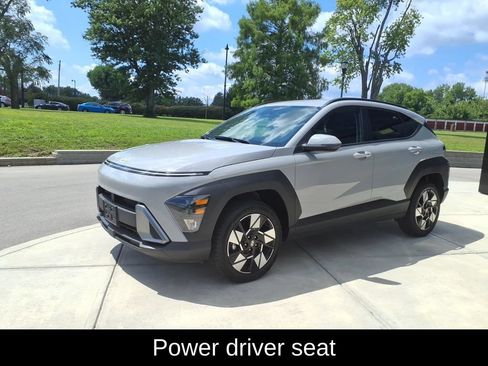 Used 2024 Hyundai Kona SEL AWD/4WD image 3