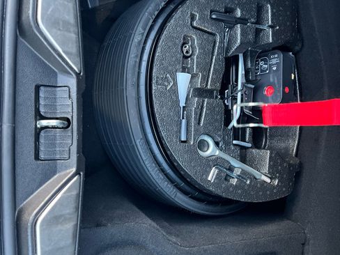 Used 2017 Maserati Quattroporte S GranLusso Q4 image 16