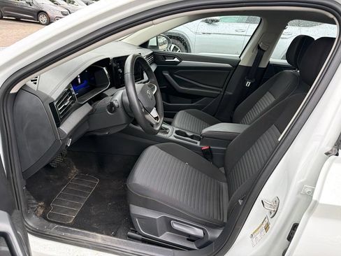Used 2025 Volkswagen Jetta S FWD image 5