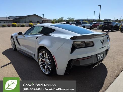 Used 2019 Chevrolet Corvette Z06 w/ Battery Protection Package RWD image 5