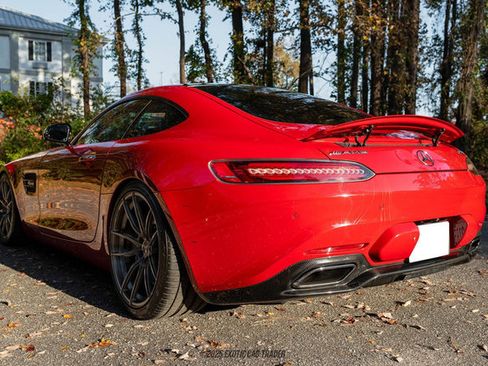 Used 2016 Mercedes-Benz AMG GT S image 6