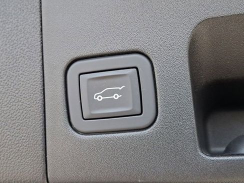 Used 2025 Cadillac XT5 Premium Luxury image 30