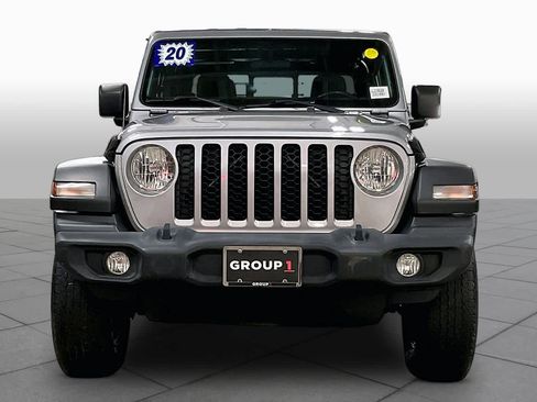Used 2020 Jeep Gladiator Sport w/ Quick Order Package 24S AWD/4WD image 4