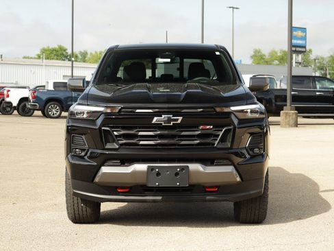 New 2025 Chevrolet Colorado Z71 image 2