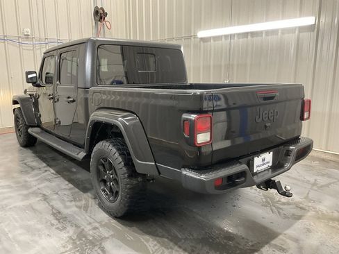 Used 2023 Jeep Gladiator Willys image 20