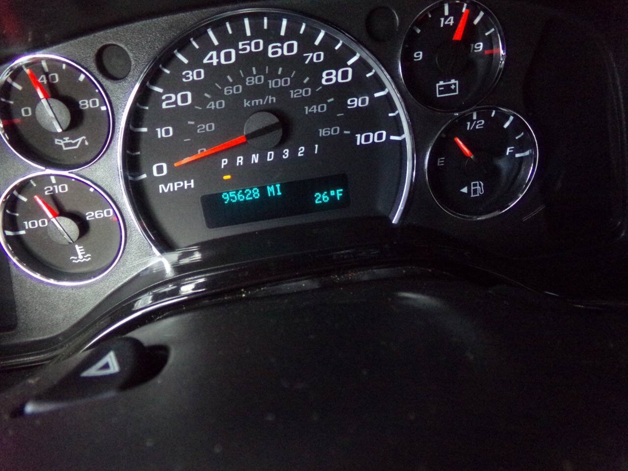 Used 2010 GMC Savana 1500 w/ Preferred Equipment Group RWD image 53