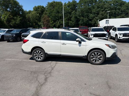 Used 2019 Subaru Outback 3.6R Touring AWD/4WD image 20