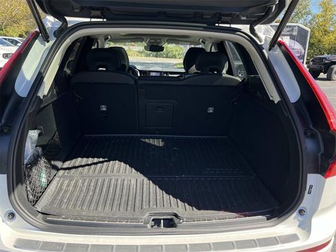 Used 2025 Volvo XC60 T8 Ultra w/ Protection Package Premier image 12