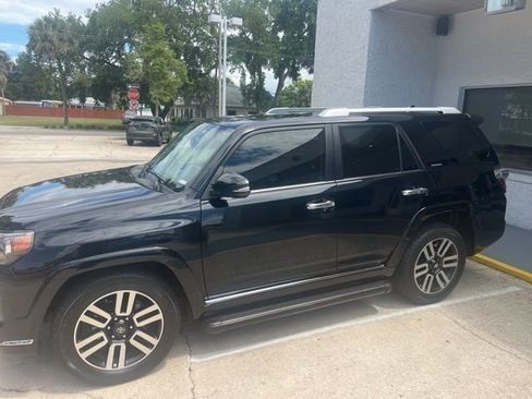 Used 2023 Toyota 4Runner Limited RWD image 1
