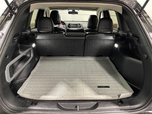 Used 2015 Jeep Cherokee Limited image 17