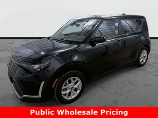 Used 2023 Kia Soul LX w/ LX Technology Package image 1